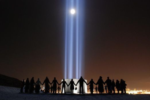 Reykjavík Imagine Peace Tower Tour — photo 5