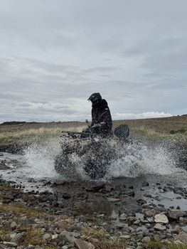ATV Quad Adventure in Húsafell: Rivers & Mountain Views — photo 11