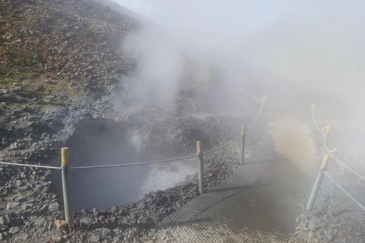 Private Reykjadalur Hike, from Reykjavík, photo 7 of 7