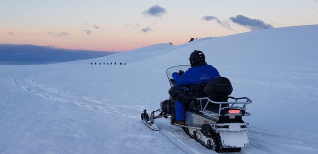 Snowmobile tour on Vatnajökull Glacier — photo 15