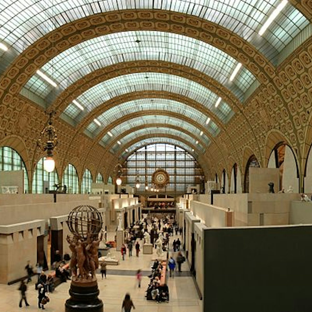 Musée d'Orsay: Dedicated Entrance