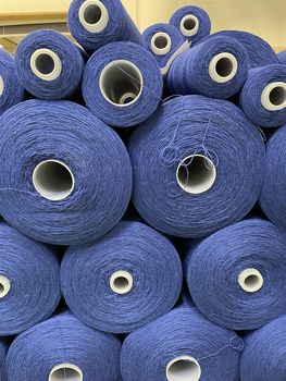 Icelandic Wool Yarn Factory Tour — photo 14