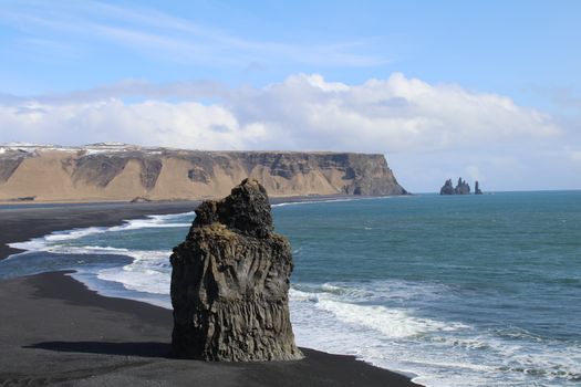 South Coast of Iceland - Eyjafjallajökull Volcano, Skógafoss & Reynisfjara — photo 9