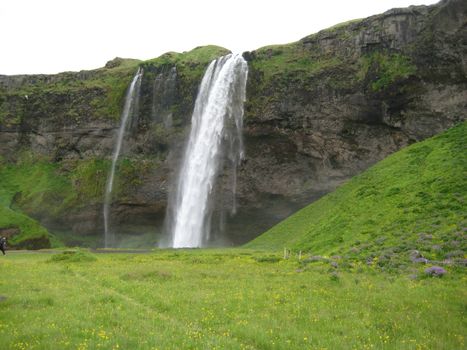 South Coast of Iceland - Eyjafjallajökull Volcano, Skógafoss & Reynisfjara — photo 3