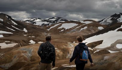 Hike in the Highlands, in the steaming valley of Kerlingarfjöll