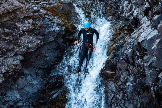 Half-day Canyoning under Vatnajökull — photo 4