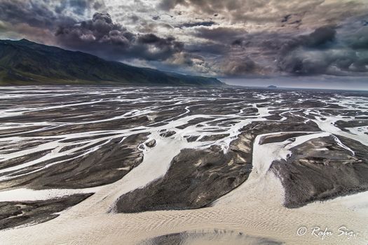 Essential Iceland — photo 2