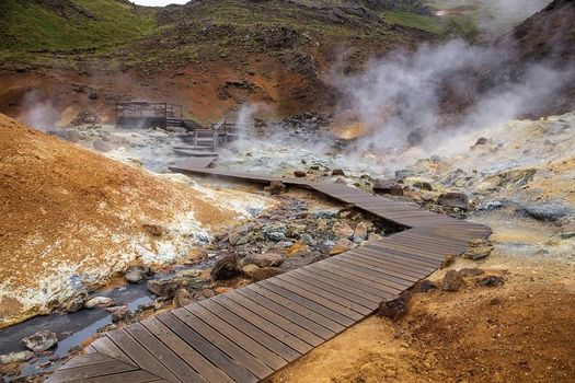 Private Jeep Tours - Reykjanes Peninsula, Blue Lagoon & Lava Tunnel — photo 5