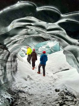 Private Ice Cave Katla, South Coast Waterfalls & Black Sand Beach — photo 10