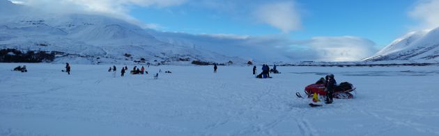 Ice fishing tour from Akureyri — photo 2