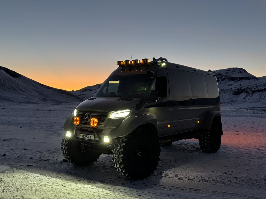 Private Eyjafjallajökull Glacier Super Jeep Tour and snowmobile DAY Tour, photo 4 of 17