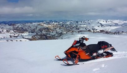 Highland snowmobiling/ 5 hours