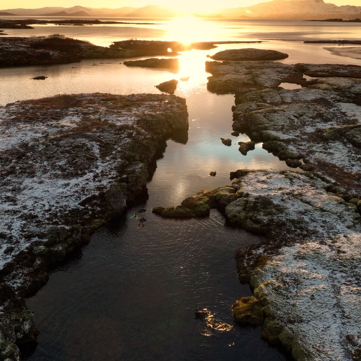 Silfra Fissure Snorkeling Odyssey - with Pickup in Reykjavík | Free Underwater Photos & Hot Coco! — photo 4