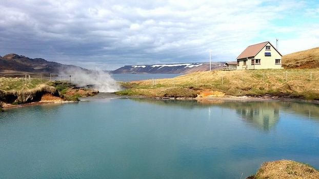 Visit the Volcanoes - Half Day Private Tour - up to 9 passengers — photo 2
