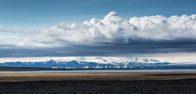 Askja Caldera & Herðubreiðarlindir - Super jeep day tour — photo 8