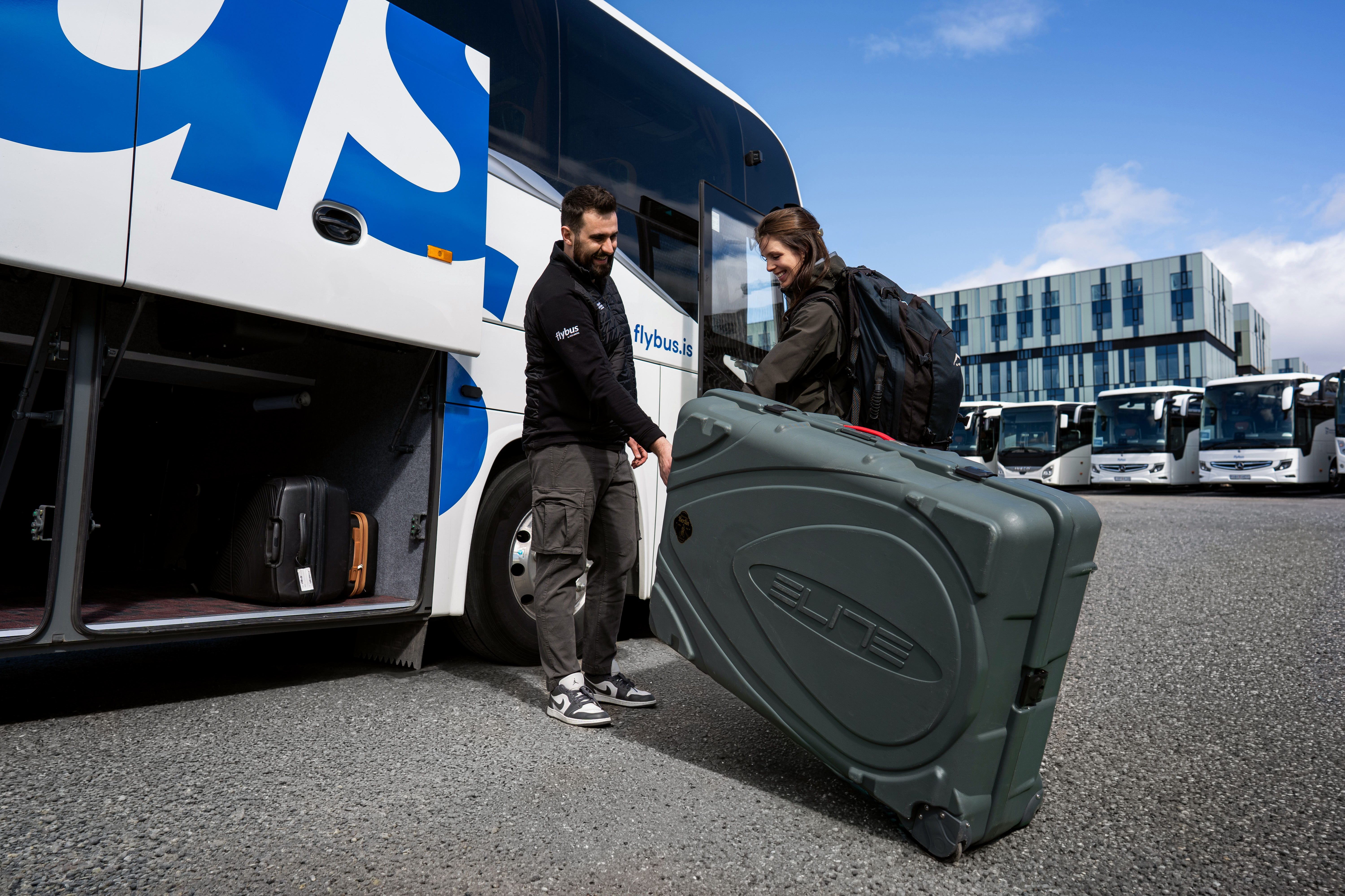 Flybus Plus - Airport to Hotel