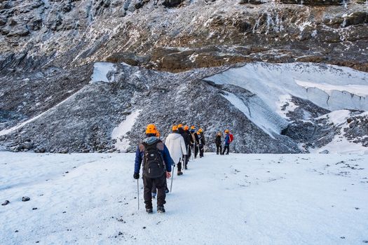Glacier Hiking Tour - Icelandic Local Guide — photo 2