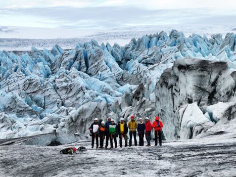 Remote Glacier Hike and a Natural Ice Cave from Jökulsárlón — photo 2