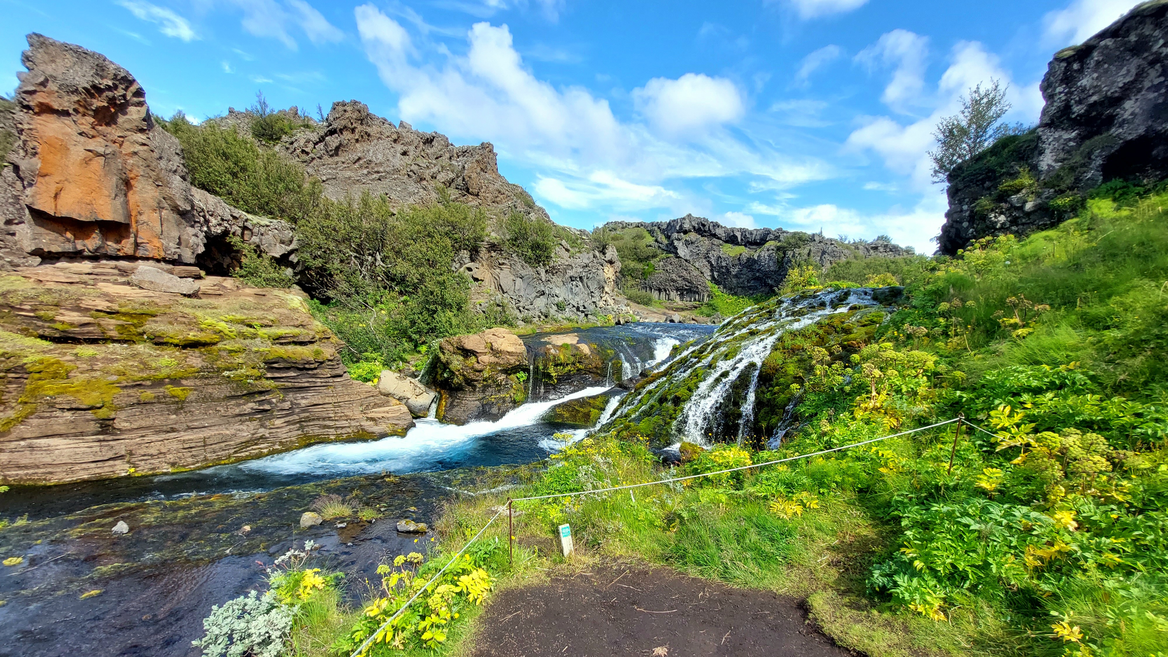Private Super Jeep – Þjórsárdalur Valley: Vikings & Waterfalls