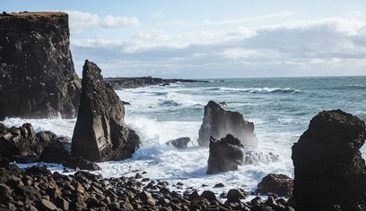Family Volcano Discovery – Private Reykjanes Peninsula & Sky Lagoon Experience