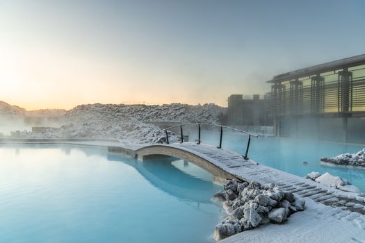From Reykjavik: Golden Circle & Lagoon Full Day Small Group guided in Chinese冰岛黄金圈+蓝湖温泉中文一日精品团 — photo 3