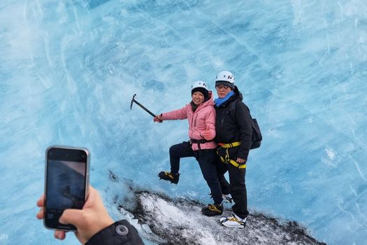Glacier Hike, South Coast Waterfalls & Black Sand Beach — photo 11