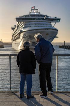 Keflavik Airport and Reykjavik Cruise Port: Private Transfer — photo 8