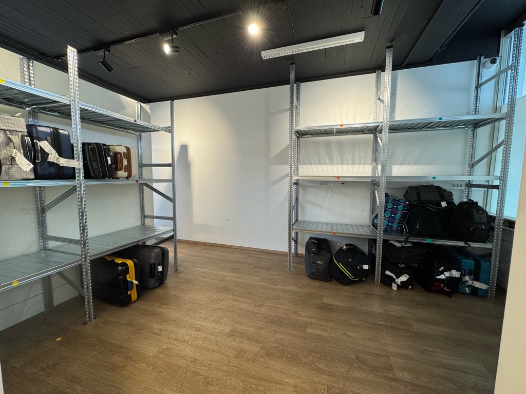 Reykjavik Luggage Storage in BSI Bus Terminal — photo 4