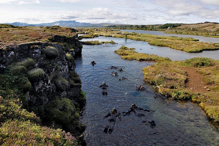 Snorkeling Silfra Tour with Pick up, photo 4 of 16