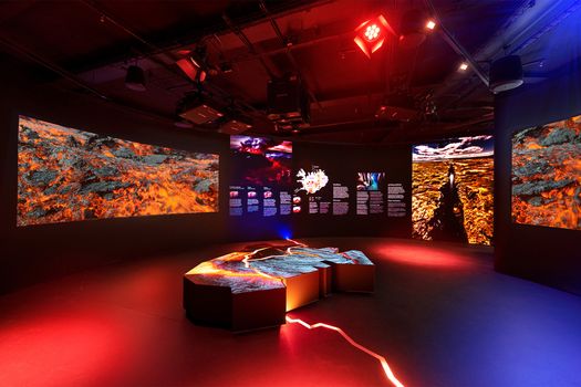 Perlan Ice Cave, Northern Lights Planetarium & Golden Circle Tour — photo 5