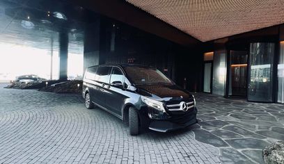 Keflavík Airport → Cruise Port – Private Transfer (1–6 Passengers)