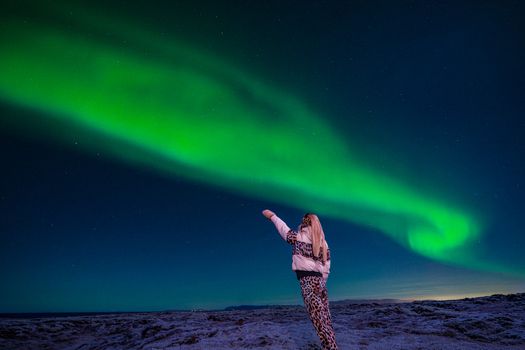 Northern Lights Jeep Tour - Icelandic Guide | Pro Photos | Hot Chocolate | Storytelling — photo 9