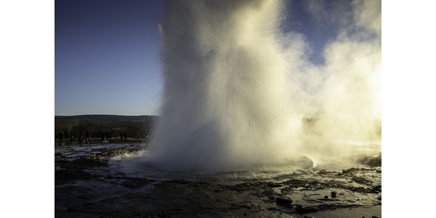 Small group Tour: Golden Circle Premium and Lava Tunnel