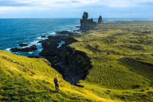 Iceland Solar Eclipse 2026 – Snæfellsnes Experience with Home-Cooked Dinner by Minibus — photo 4