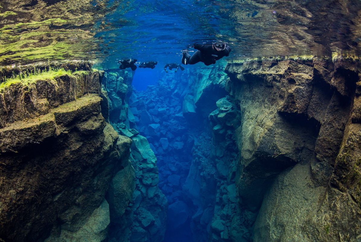 Black & Blue - Lava Tunnel + Silfra Snorkeling, photo 3 of 15