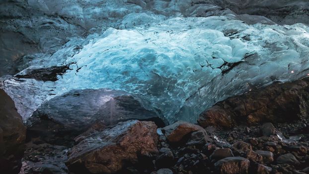 Sólheimajökull Glacier Hike and Ice Cave Exploration — photo 6
