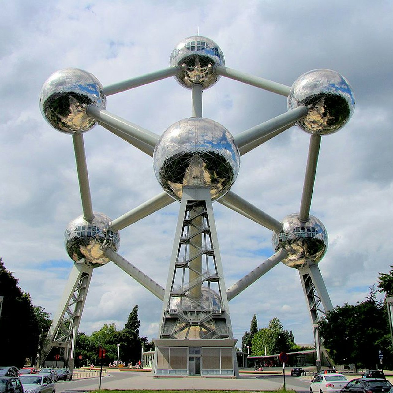 Atomium & Design Museum: Admission Ticket