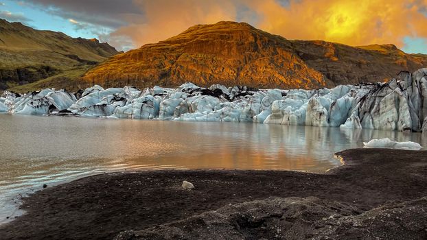 Caminata Glaciar en Sólheimajökull. Encuentro en el sitio (Solo en Español) — photo 14