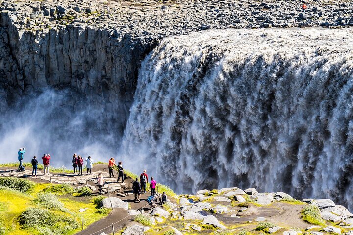 Lake Myvatn, Dettifoss,Selfoss, Godafoss & more, photo 7 of 9