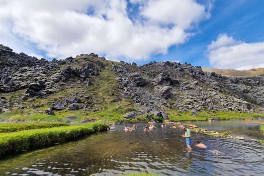 Landmannalaugar Hike and the Valley of Tears in a 4x4 Super — photo 5