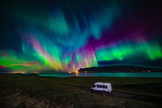 Northern Lights Jeep Tour - Icelandic Guide | Pro Photos | Hot Chocolate | Storytelling — photo 5