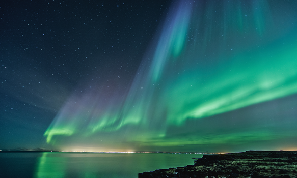 Private Northern Lights Tour from Reykjavik with Refreshments, Photos, and Expert Guide — photo 8