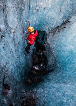 Ice Climbing Captured in Skaftafell — photo 9