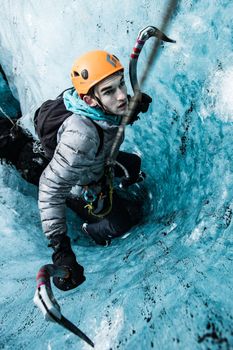 Ice Climbing Captured in Skaftafell — photo 8