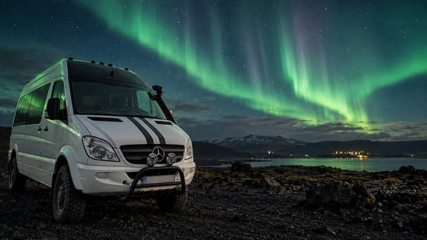 Northern Lights Hunt: Go Further by 4x4 Sprinter — photo 2