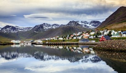 Private Arctic Coastline & Whale Watching