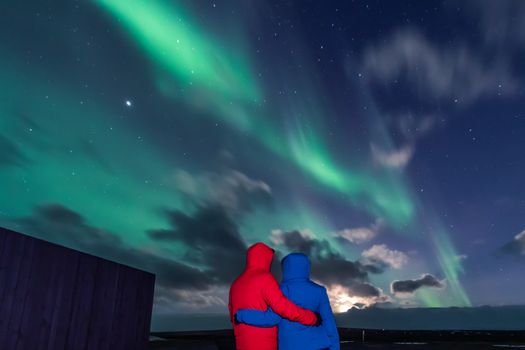 Northern Lights in Mini Bus with Local Pastries, Hot Chocolate, and Photos — photo 6