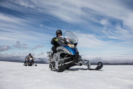 Golden Circle & Glacier Snowmobiling — photo 13