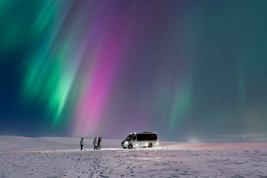 Northern Lights Small Group Tour with Hot Cocoa & Free Photos — photo 26