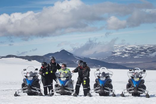 Golden Circle & Glacier Snowmobiling — photo 11